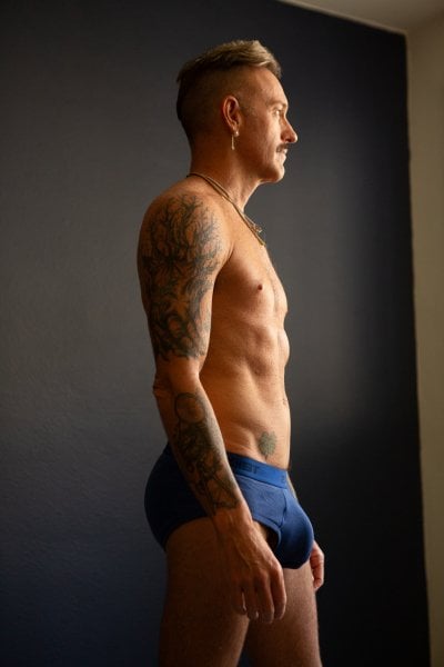 Davidmagichands performs massage in Los Angeles, CA - 910439