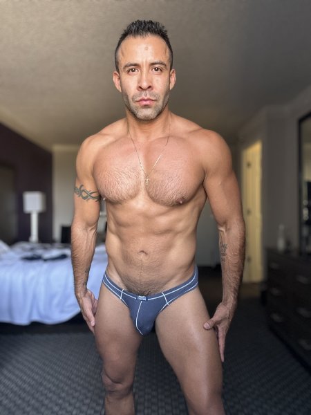 Francoxxx performs massage in Bakersfield, CA - 925605