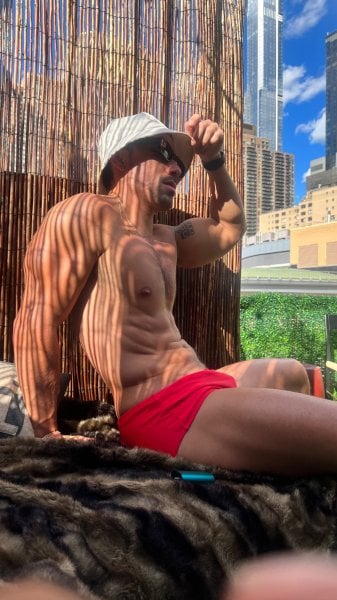 RyanLarge performs massage in New York City, NY - 938811