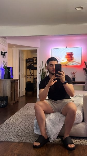 Anthonyy performs massage in Houston, TX - 934984