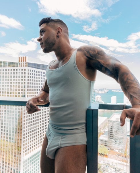 OscarRubDown performs massage in Fort Lauderdale, FL - 916047