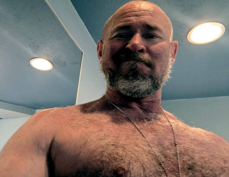 Ruggerbugger performs massage in Portland, OR - 942068