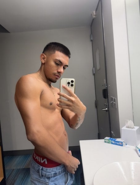 Latiinboy performs massage in San Antonio, TX - 938679