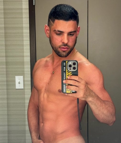 AlexxOscar performs massage in San Francisco, CA - 946193