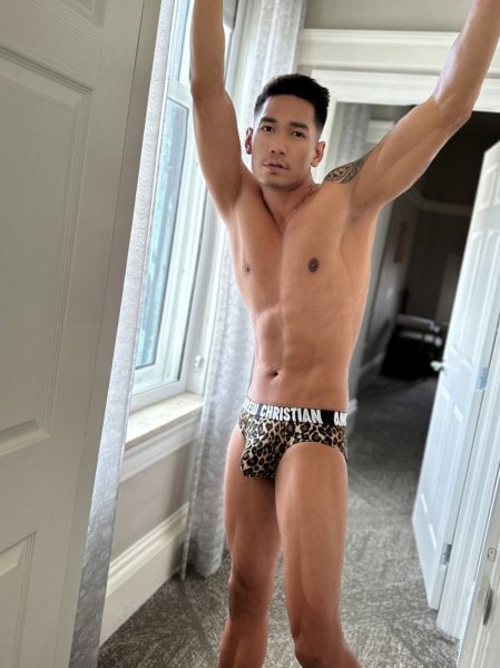 JasonTH performs massage in Palm Springs, CA - 944048