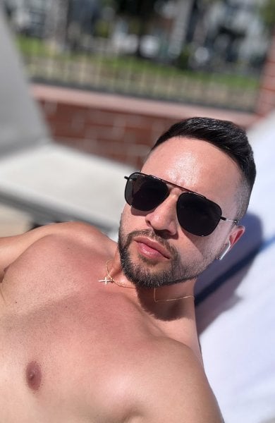 Mathiascorrales performs massage in San Jose, CA - 942146