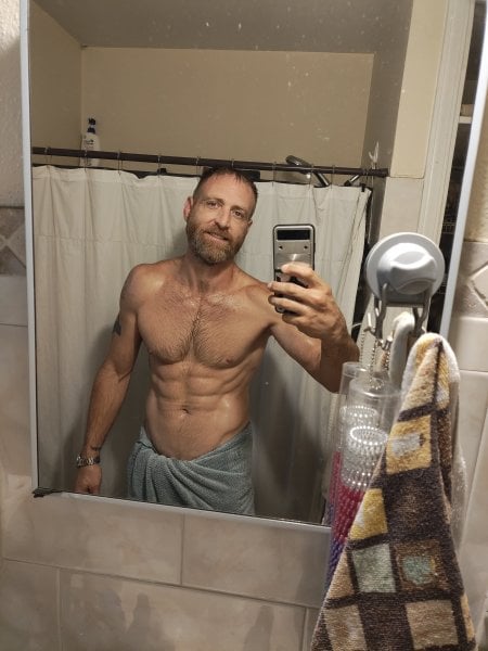 Rustyboan performs massage in Sarasota, FL - 926495