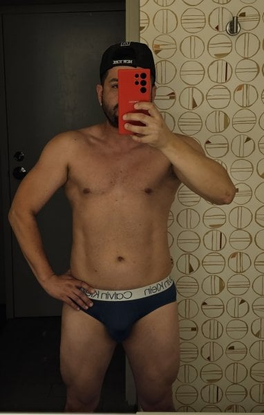 EdwardLatino performs massage in Arlington, VA - 933063