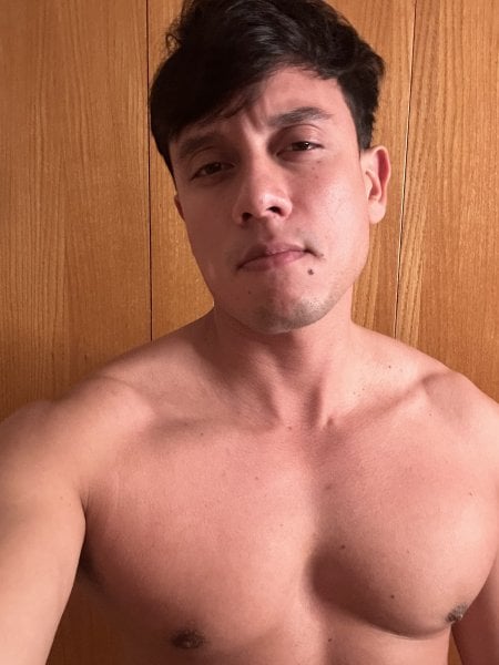 Fredhandsome performs massage in Chicago, IL - 913869