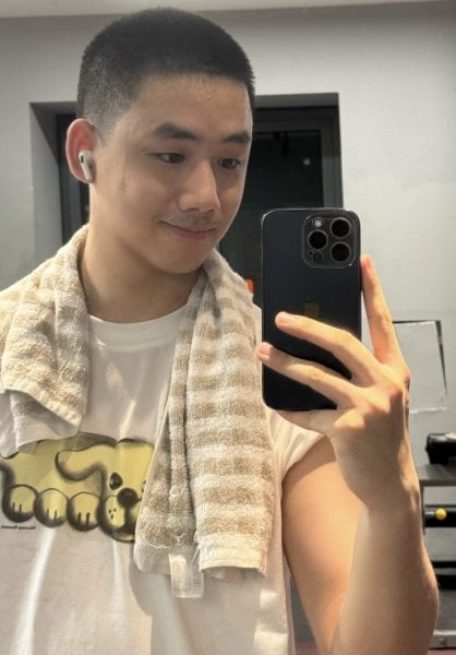 Jamesli performs massage in Detroit, MI - 915263