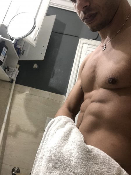 Idan performs massage in Hollywood, FL - 918097