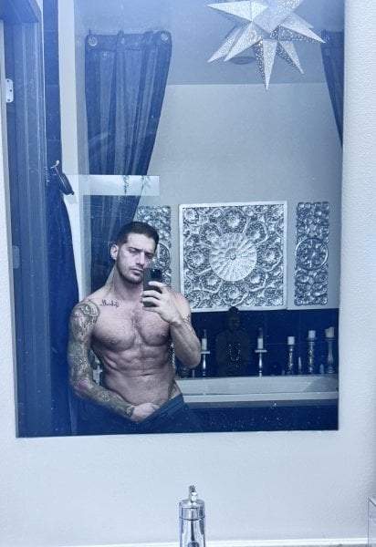 TyRoderick performs massage in Las Vegas, NV - 925133