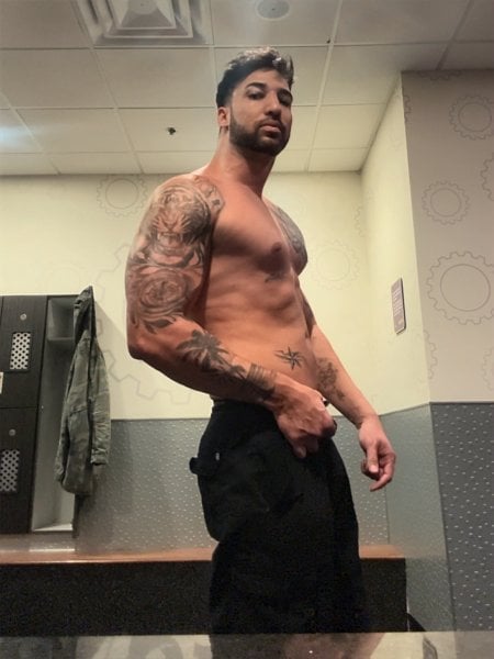 Miguelxxx performs massage in Washington, DC - 914988