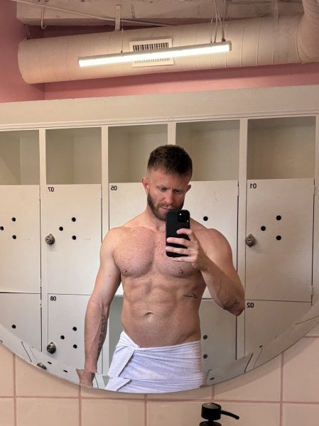 SamBanks performs massage in Los Angeles, CA - 920317