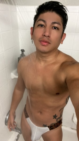 Alexanderlatin performs massage in Atlanta, GA - 945616