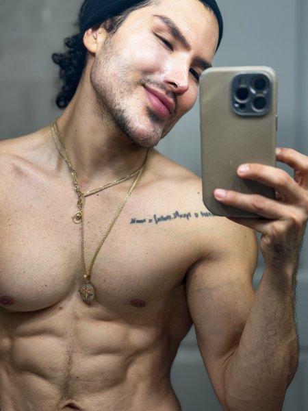 Matthewmartinez performs massage in Miami, FL - 933480