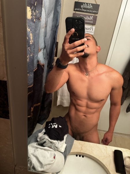 DavidZR performs massage in Manhattan, NY - 940153