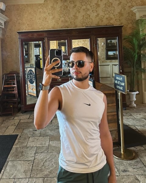 MannyBoyy performs massage in Naperville, IL - 956464