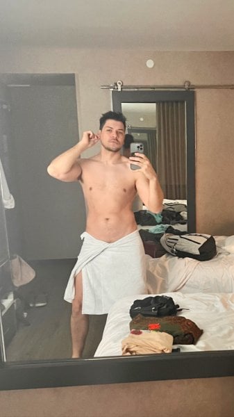 FrancoHngUc performs massage in Orlando, FL - 951471