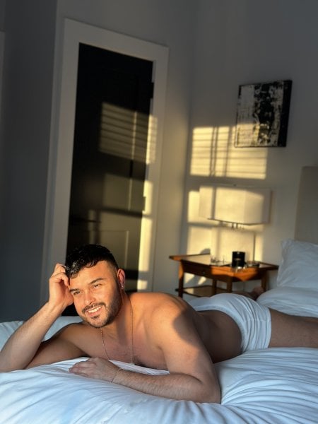 Giiovanni performs massage in Manhattan, NY - 965829