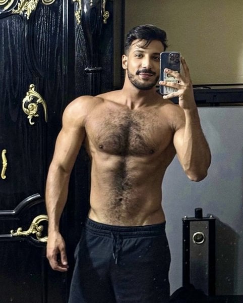 MoeSaad performs massage in Houston, TX - 969205