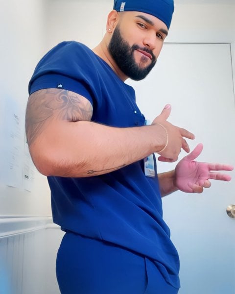 CarlosSantiago performs massage in San Juan, Puerto Rico - 966732