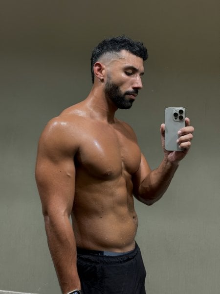 RomeoAntonio performs massage in Manhattan, NY - 983386