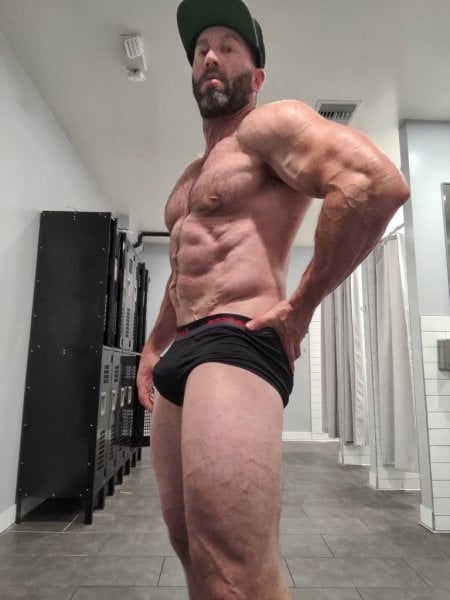 MuscledMadison performs massage in Los Angeles, CA - 960319