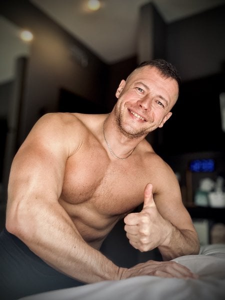 Michael_fit performs massage in New York City, NY - 967803