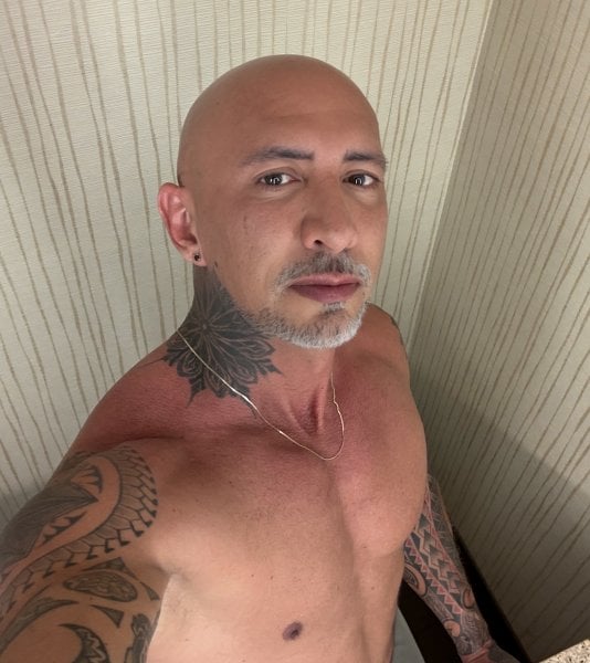 AnthonyCruz performs massage in Fort Lauderdale, FL - 981301