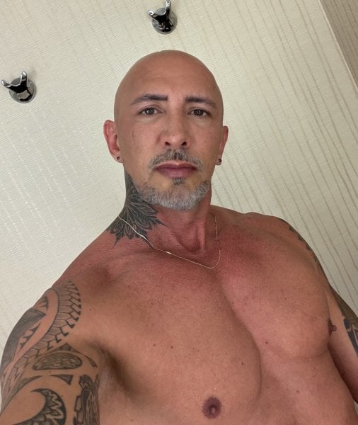 AnthonyCruz performs massage in Fort Lauderdale, FL - 981302