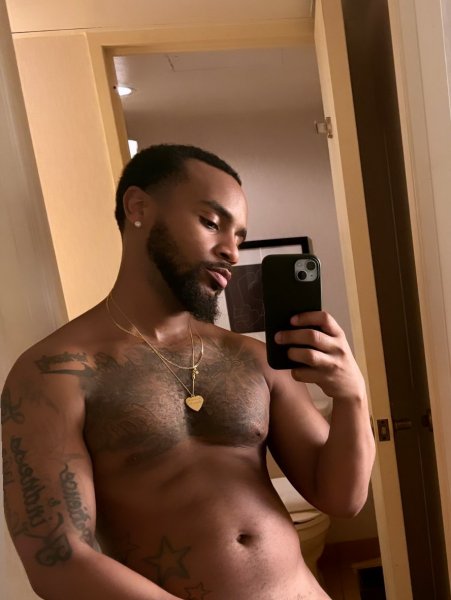 eznruff performs massage in Atlanta, GA - 971787