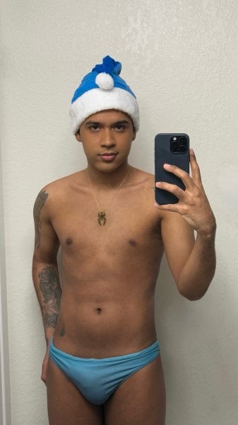 Mathsantos performs massage in Oakland, CA - 983045