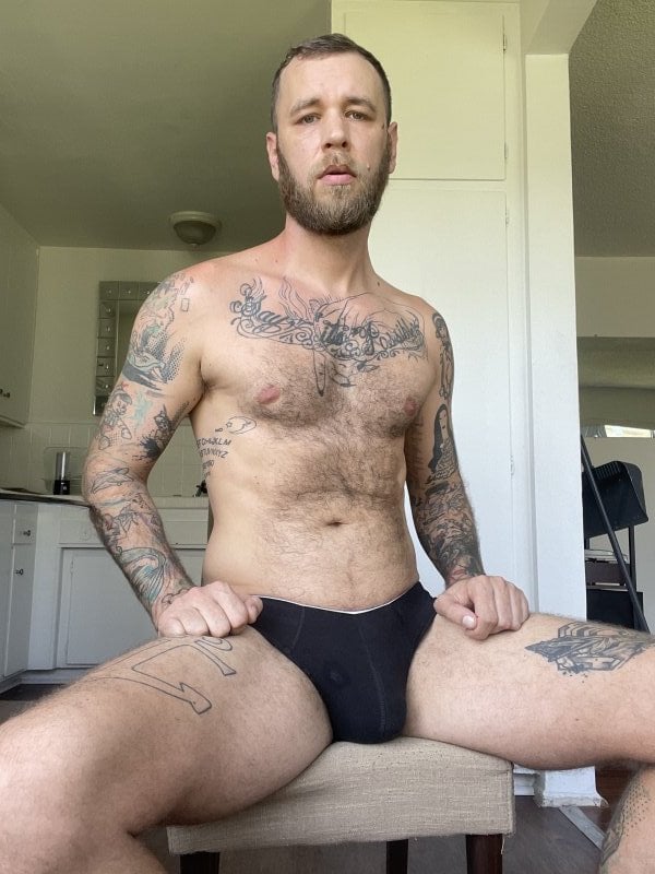 Ryanpowers performs massage in West Hollywood, CA - 955306