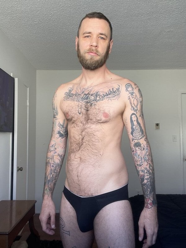 Ryanpowers performs massage in West Hollywood, CA - 973215