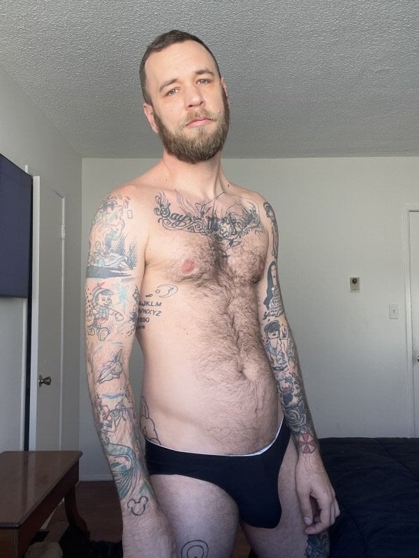 Ryanpowers performs massage in West Hollywood, CA - 973216