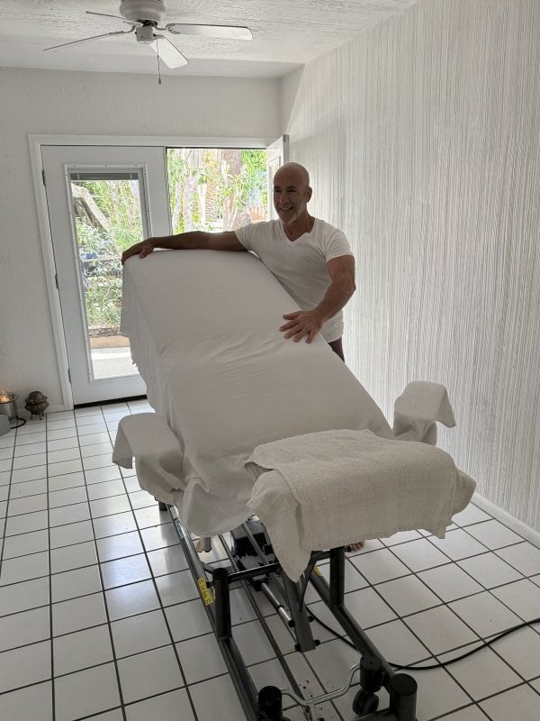 chrisvargo performs massage in Palm Springs, CA - 967351