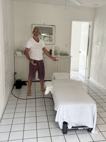 chrisvargo performs massage in Palm Springs, CA - 967365