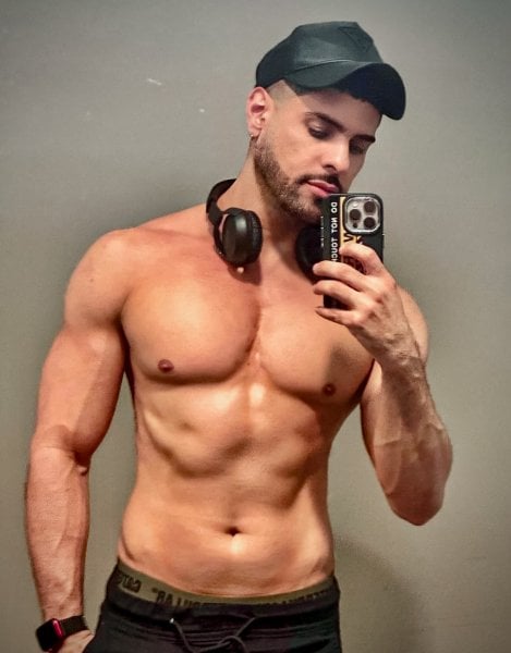 AlexxOscar performs massage in San Francisco, CA - 968594