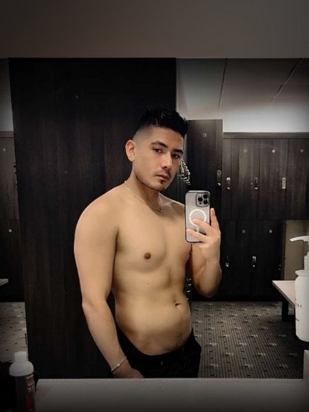 Axxxelboy performs massage in Chicago, IL - 966945