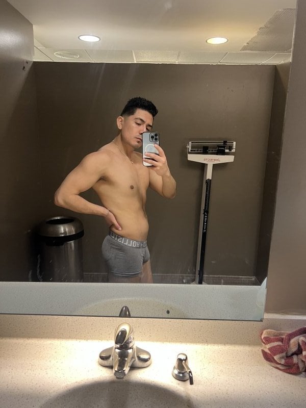 Axxxelboy performs massage in Chicago, IL - 978326