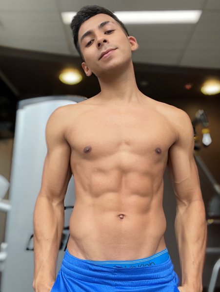 Sebas_fit performs massage in Manhattan, NY - 970343