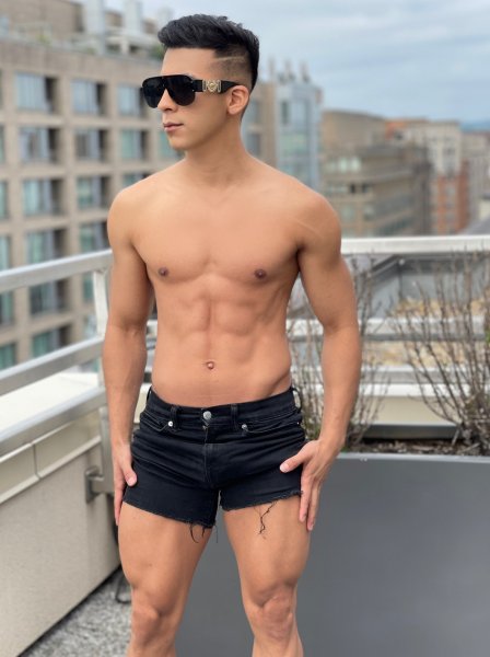 Sebas_fit performs massage in Manhattan, NY - 975147