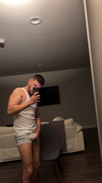 Santipapi performs massage in Houston, TX - 969932