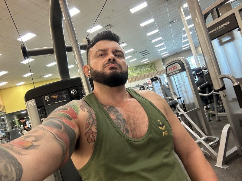 Juancholon performs massage in Lewisville, TX - 959526