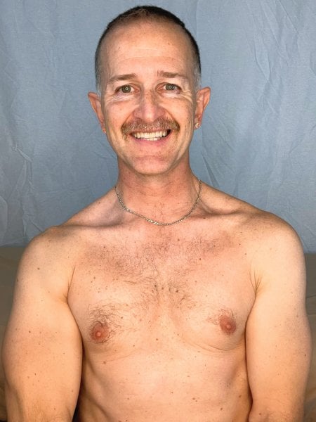 AaronBlue performs massage in Portland, OR - 978611