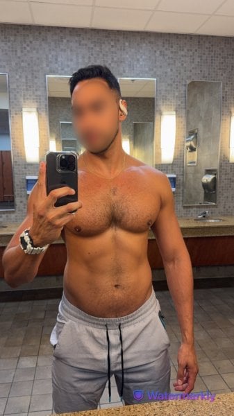 Albertmass performs massage in Fort Lauderdale, FL - 952351