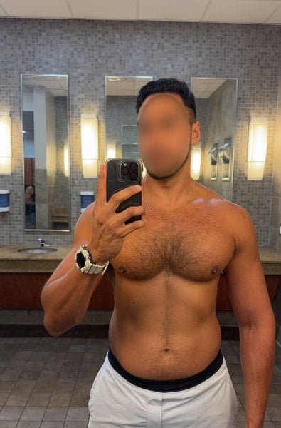 Albertmass performs massage in Fort Lauderdale, FL - 959182