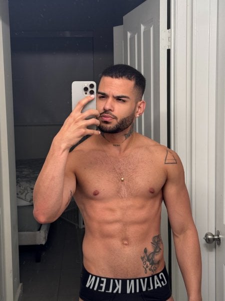 JoshCuban performs massage in Miami, FL - 972965