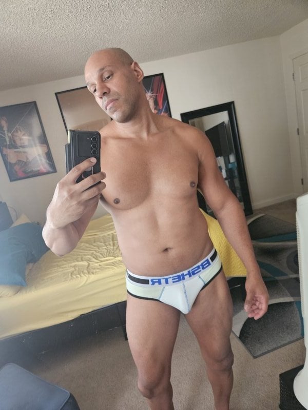 MichaelG performs massage in Las Vegas, NV - 967411